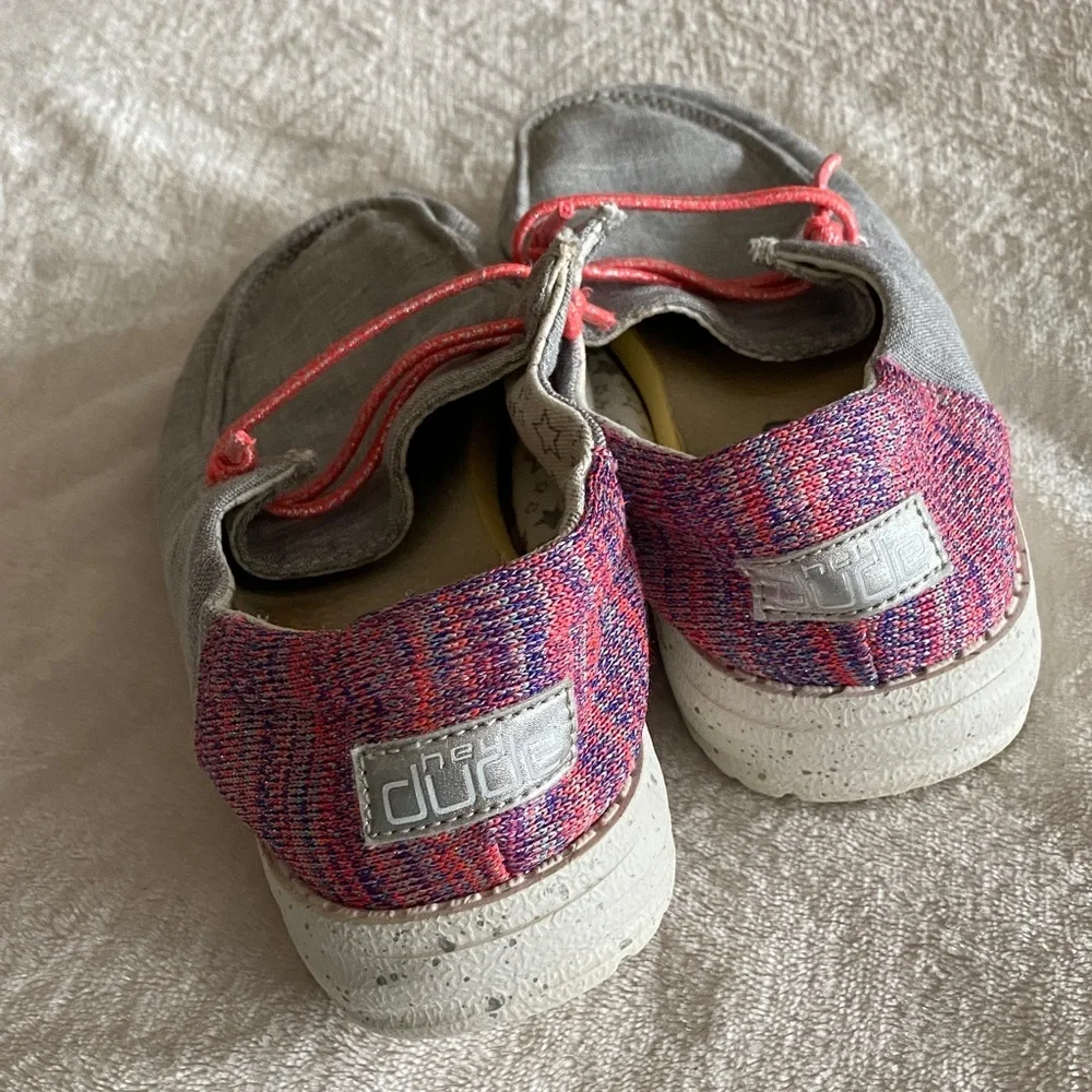 Hey Dude youth girls fank Gray and Pink Casual Shoes